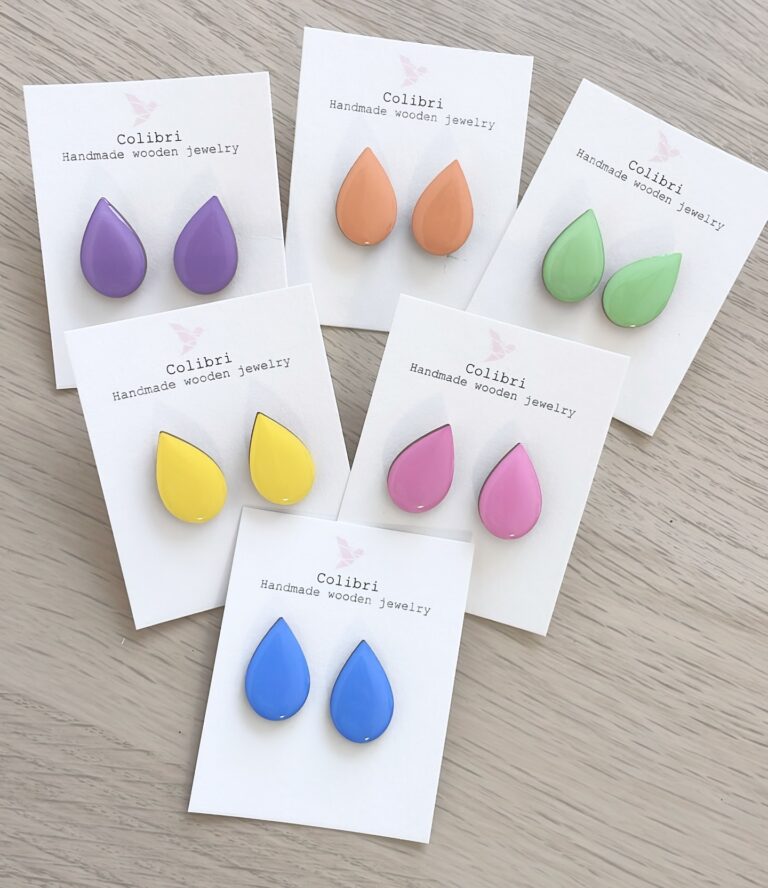 Instagram post from colibri.jwls. This post is in position 5.